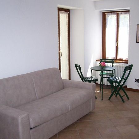 Appartamento Contrada Vecchia Varenna Bagian luar foto
