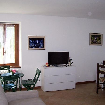 Appartamento Contrada Vecchia Varenna Bagian luar foto